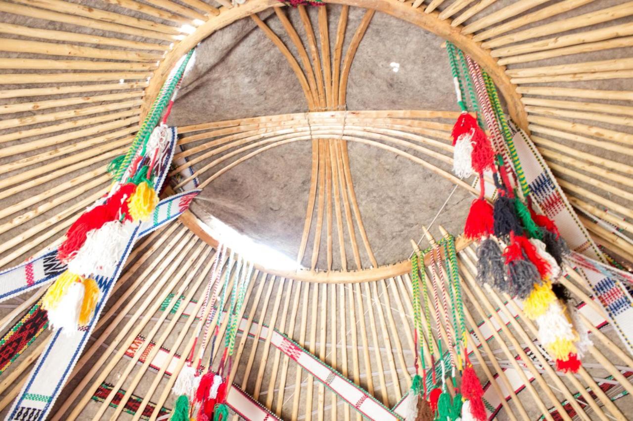 Kyzylkum Nights Camp & Family Yurt Hotel Nurota Ngoại thất bức ảnh