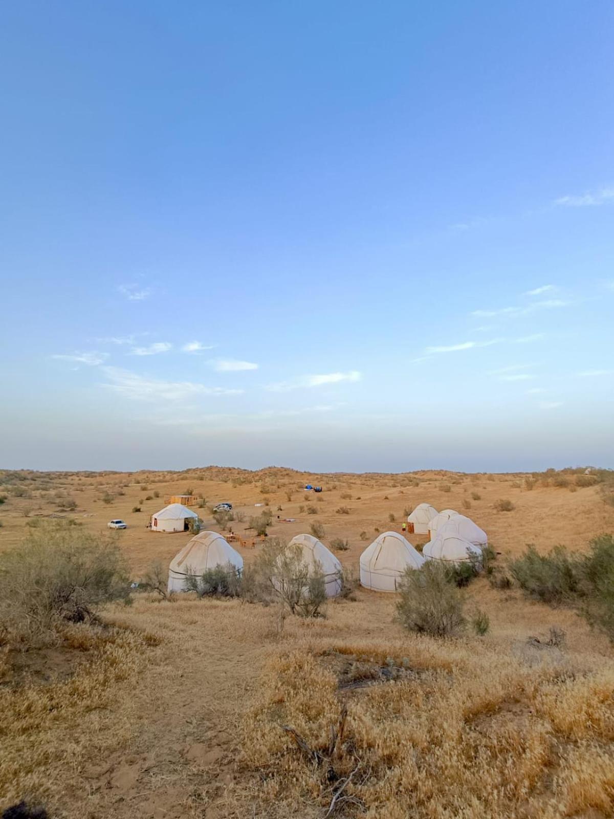 Kyzylkum Nights Camp & Family Yurt Hotel Nurota Ngoại thất bức ảnh